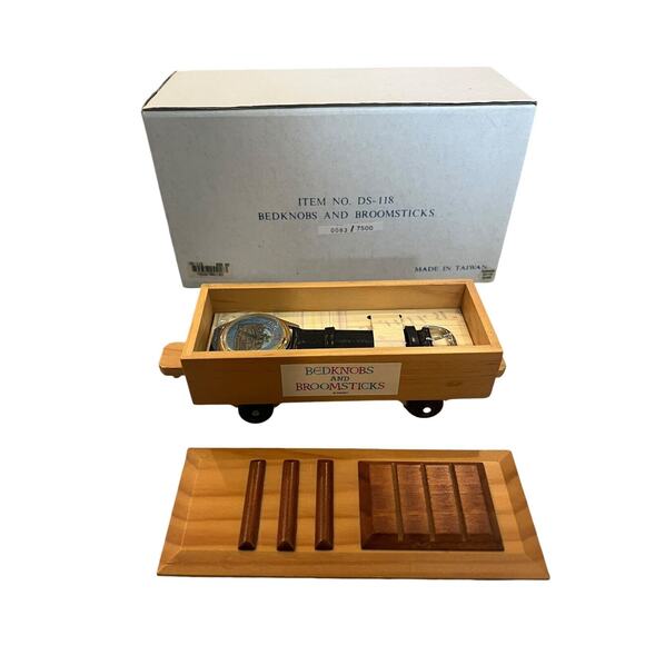 1995 Vintage Disney BEDKNOBS AND BROOMSTICKS DS-118 LE 7500 Train Wristwatch Set - Picture 1 of 5